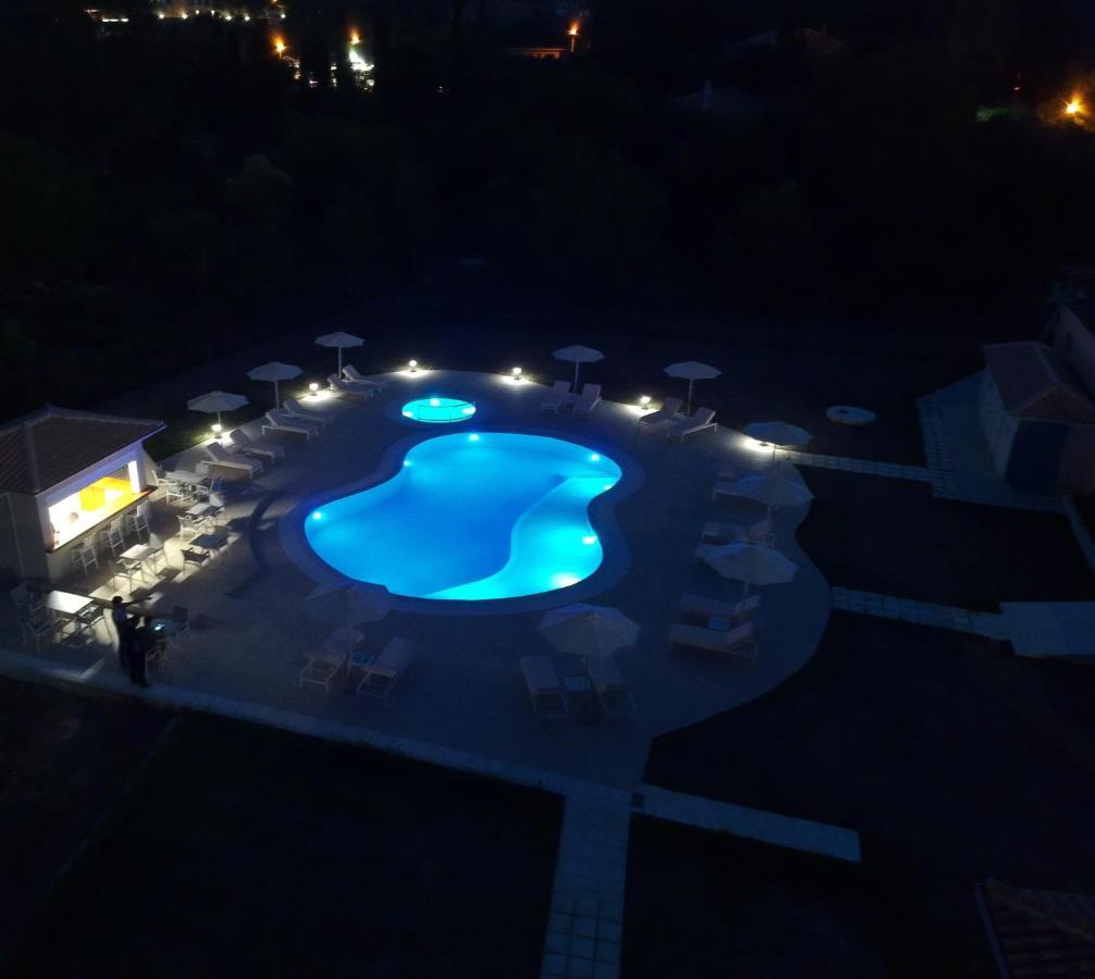 Appart hôtel Santos Holidays *