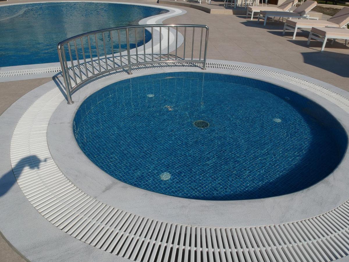 Santos Holidays * Dassia (Corfu)